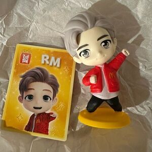 McDonald's tiny tan RM Toy Figure with Red Jacket and Yellow Base